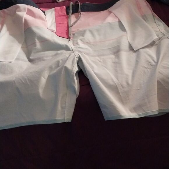 NWTGoodfellow  Mens 8.5 Swim Trunks Board Shorts Coral and Blue Striped  Size 50 - Picture 14 of 16